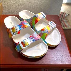Mia paint splatter slide sandals size 10m